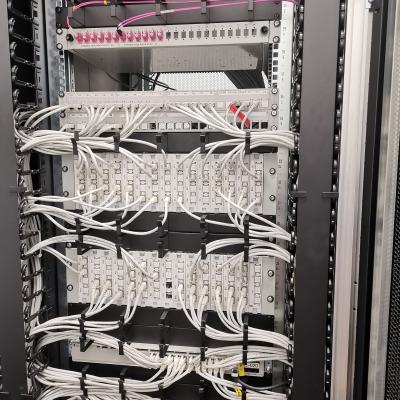 komunikacijska omara kompletno r&m oprema